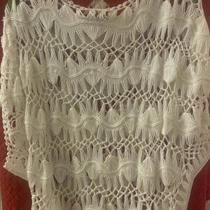 TASHON OPEN WEAVE PONCHO - MEDIUM - NEW, NEVER WORN